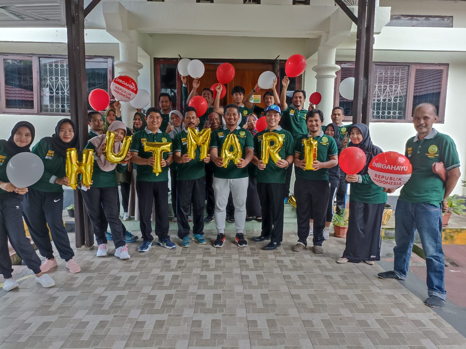HUT MA 4 22